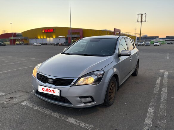 2010 Kia Ceed I Рестайлинг, серый, 510000 рублей - вид 1