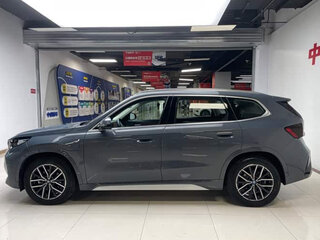 2024 BMW iX1 eDrive 25L, серый, 3590888 рублей, вид 3