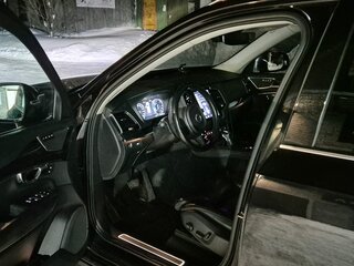 2015 Volvo XC90 II, чёрный, 3100000 рублей, вид 3