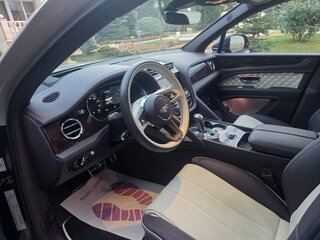 2022 Bentley Bentayga I Рестайлинг, фиолетовый, 27000000 рублей, вид 5