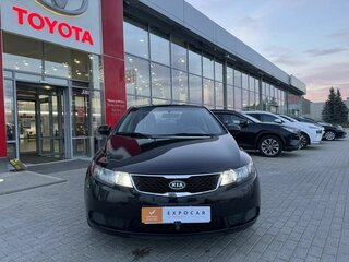 2010 Kia Cerato 6-speed II, чёрный, 750000 рублей, вид 2