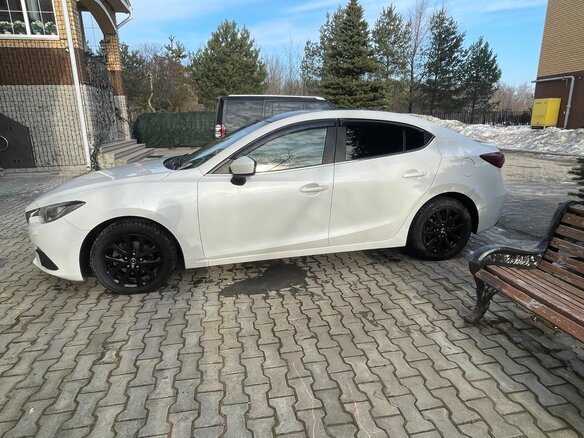 2014 Mazda 3 III (BM), белый, 900000 рублей - вид 4