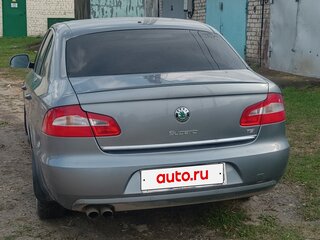 2012 Skoda Superb II, серый, 1050000 рублей, вид 5