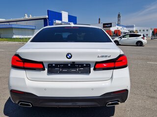 2020 BMW 5 серии 523d VII (G30/G31/G38) Рестайлинг, белый, 4550000 рублей, вид 5