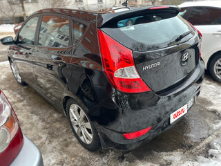 2011 Hyundai Solaris I, чёрный, 740000 рублей, вид 5