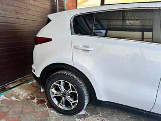 2017 Kia Sportage IV, белый, 2150000 рублей, вид 4