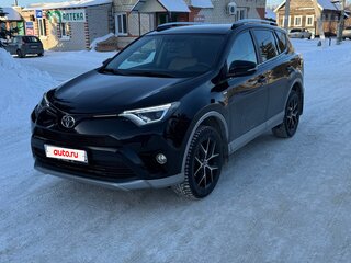 2017 Toyota RAV4 IV (XA40) Рестайлинг, чёрный, 3100000 рублей, вид 1