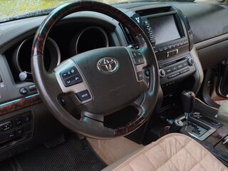 2010 Toyota Land Cruiser 200 Series, золотистый, 3500000 рублей, вид 4