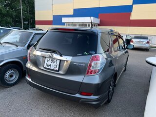 2013 Honda Fit Shuttle I Рестайлинг, серый, 1270000 рублей, вид 3