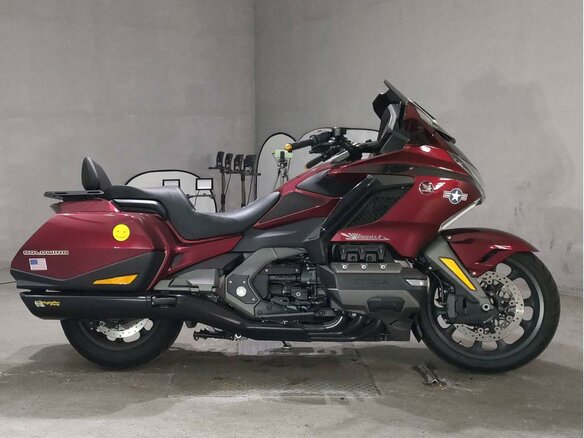 2018 Honda GL 1800 Gold Wing, красный, 2169000 рублей - вид 1
