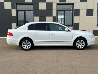 2012 Skoda Superb II, белый, 1137000 рублей, вид 4