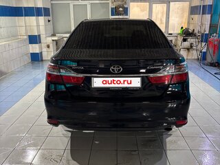 2015 Toyota Camry VII (XV50) Рестайлинг, чёрный, 1600000 рублей, вид 3