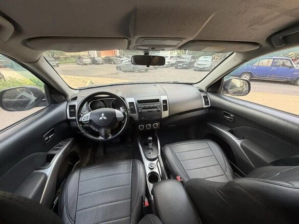 2007 Mitsubishi Outlander II, чёрный, 870000 рублей - вид 9