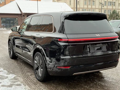 2026 Li Auto (Lixiang) L9 52.3 kWh I Рестайлинг, чёрный, 8040000 рублей, вид 3
