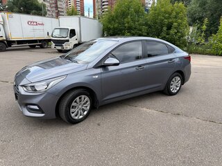 2018 Hyundai Solaris II, серый, 1000000 рублей, вид 3