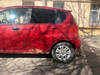 2005 Chevrolet Aveo I, красный, 150000 рублей, вид 5