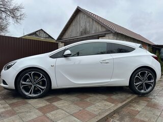2013 Opel Astra GTC J Рестайлинг, белый, 830000 рублей, вид 5