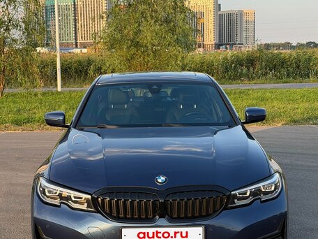 2022 BMW 3 серии 330i VII (G2x), синий, 3490000 рублей, вид 2
