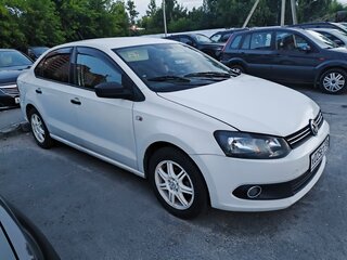 2014 Volkswagen Polo V, белый, 519000 рублей, вид 3