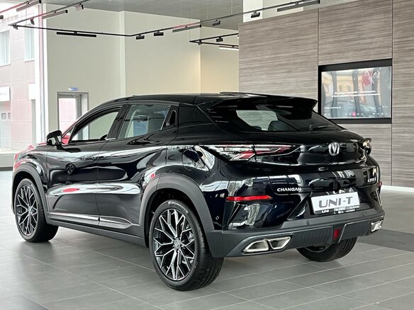 2025 Changan UNI-T I, чёрный, 3459900 рублей - вид 4