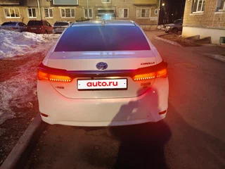2019 Toyota Corolla XI (E160, E170, E180) Рестайлинг 1, белый, 2100000 рублей, вид 3