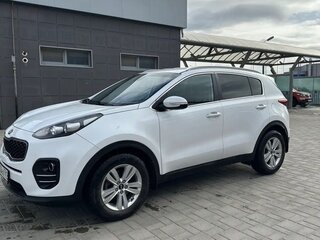 2017 Kia Sportage IV, белый, 1850000 рублей, вид 3