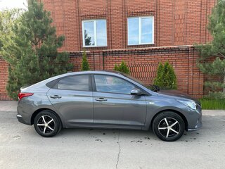 2021 Hyundai Solaris II Рестайлинг, серый, 1280000 рублей, вид 5