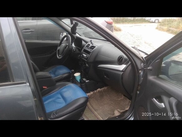 2014 Lada (ВАЗ) Kalina II, серый, 470000 рублей - вид 9