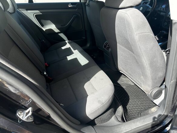 2008 Volkswagen Jetta V, чёрный, 750000 рублей - вид 10