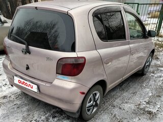 2001 Toyota Vitz I (P10), розовый, 370000 рублей, вид 3