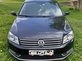 2011 Volkswagen Passat B7, чёрный, 860000 рублей, вид 3