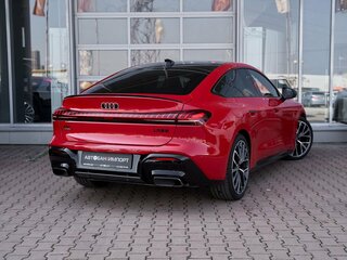 2026 Audi A5 L III (B10), красный, 5899900 рублей, вид 3