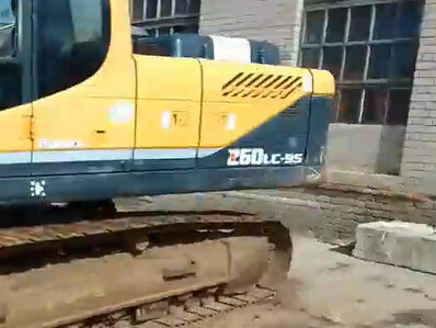 2013 Hyundai R260LC, жёлтый, 3100000 рублей, вид 3