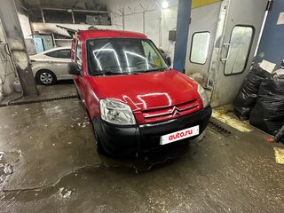 2011 Citroen Berlingo I Рестайлинг, красный, 370000 рублей, вид 1
