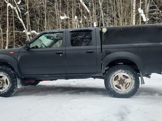2008 Nissan NP300, чёрный, 1300000 рублей, вид 5