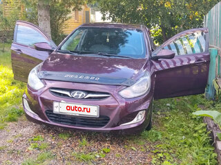 2013 Hyundai Solaris I, фиолетовый, 740000 рублей, вид 1