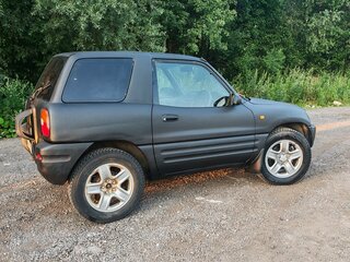 1996 Toyota RAV4 I (XA10), красный, 380000 рублей, вид 3