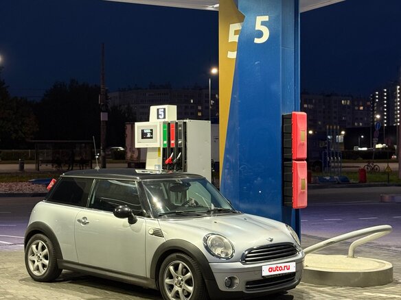 2008 Mini Hatch Cooper II (R56), серебристый, 810000 рублей