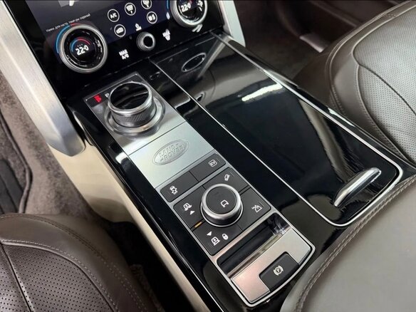 2020 Land Rover Range Rover IV Рестайлинг, красный - вид 17