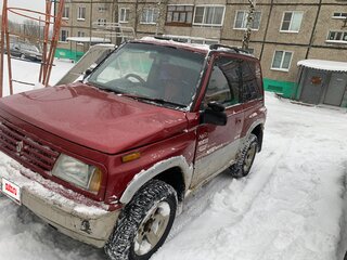 1996 Suzuki Escudo I, красный, 300000 рублей, вид 1