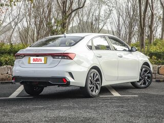 2025 Kia K3 II (China Market) Рестайлинг, белый, 2090000 рублей, вид 5