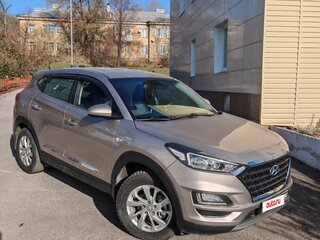 2019 Hyundai Tucson III Рестайлинг, золотистый, 2055000 рублей, вид 2