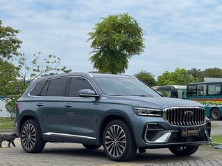 2026 Geely Monjaro (Xingyue L) I Рестайлинг 2 (China Market), серый, 3990000 рублей, вид 3