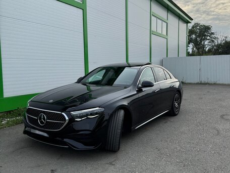 2024 Mercedes-Benz E-Класс 300 VI (W214, S214), чёрный, 7795000 рублей, вид 4