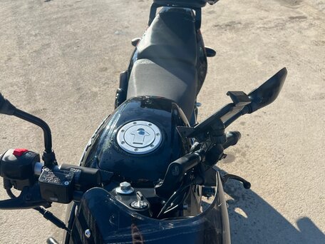 2024 Bajaj Pulsar 180, чёрный, 130000 рублей, вид 3