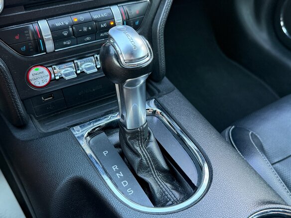 2015 Ford Mustang VI, чёрный, 2999999 рублей - вид 26