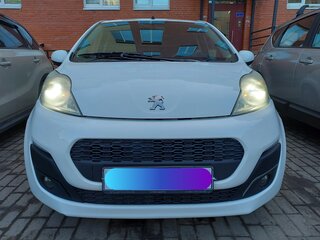 2012 Peugeot 107 I Рестайлинг 2, белый, 528632 рублей, вид 5