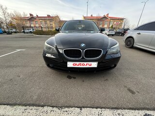 2004 BMW 5 серии 530i V (E60/E61), чёрный, 1550000 рублей, вид 2