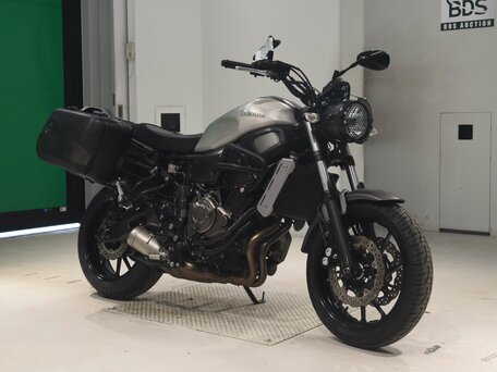 2017 Yamaha XSR700, серебристый, 680000 рублей, вид 3
