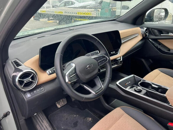2025 Chevrolet Equinox IV, зелёный, 4100000 рублей - вид 10